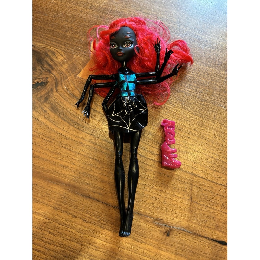Monster High 2014 Wydowna Spider REPLICA REPRODUCTION